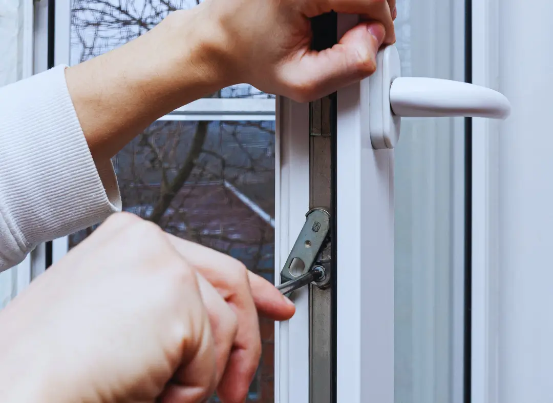 Réparation serrure de fenêtre Apt